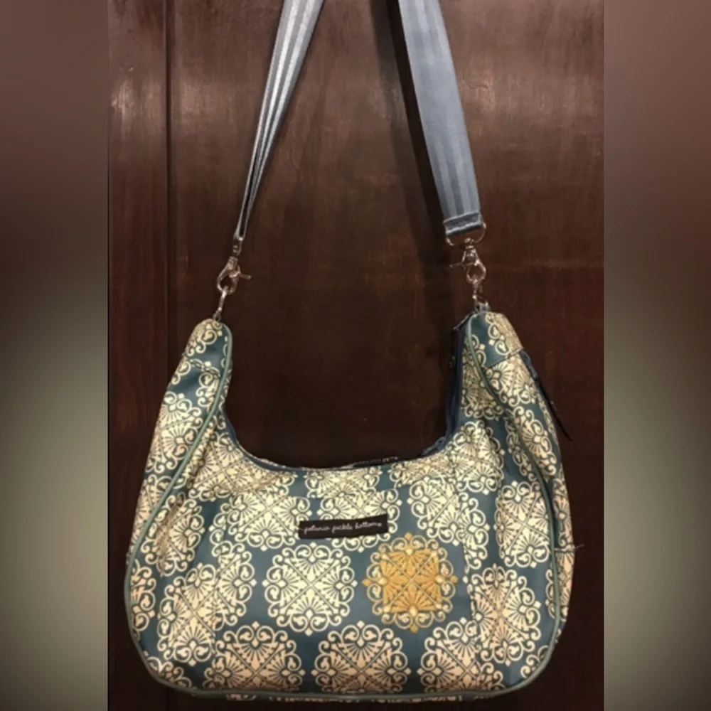 Petunia Pickle Bottom **Bundle** Diaper Bag and Accessories